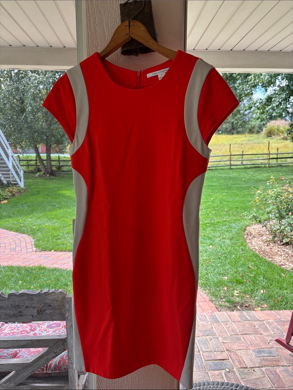 Diane von Furstenberg body con dress, 8